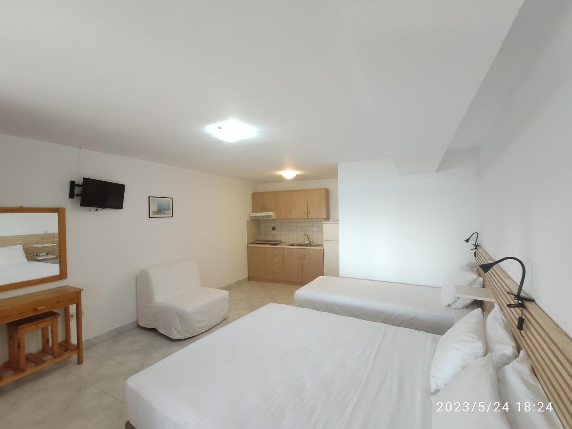 Para Thin Alos Inn Neos Marmaras Luaran gambar