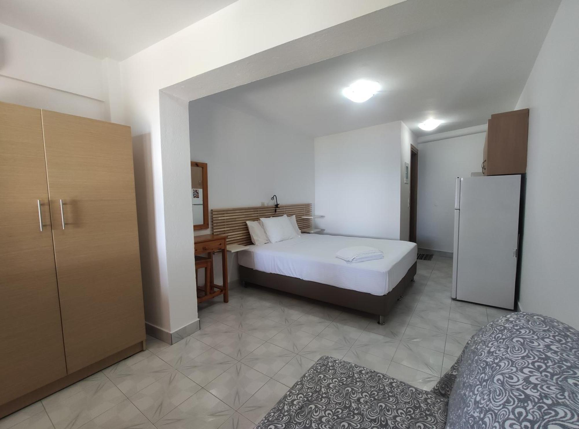 Para Thin Alos Inn Neos Marmaras Luaran gambar