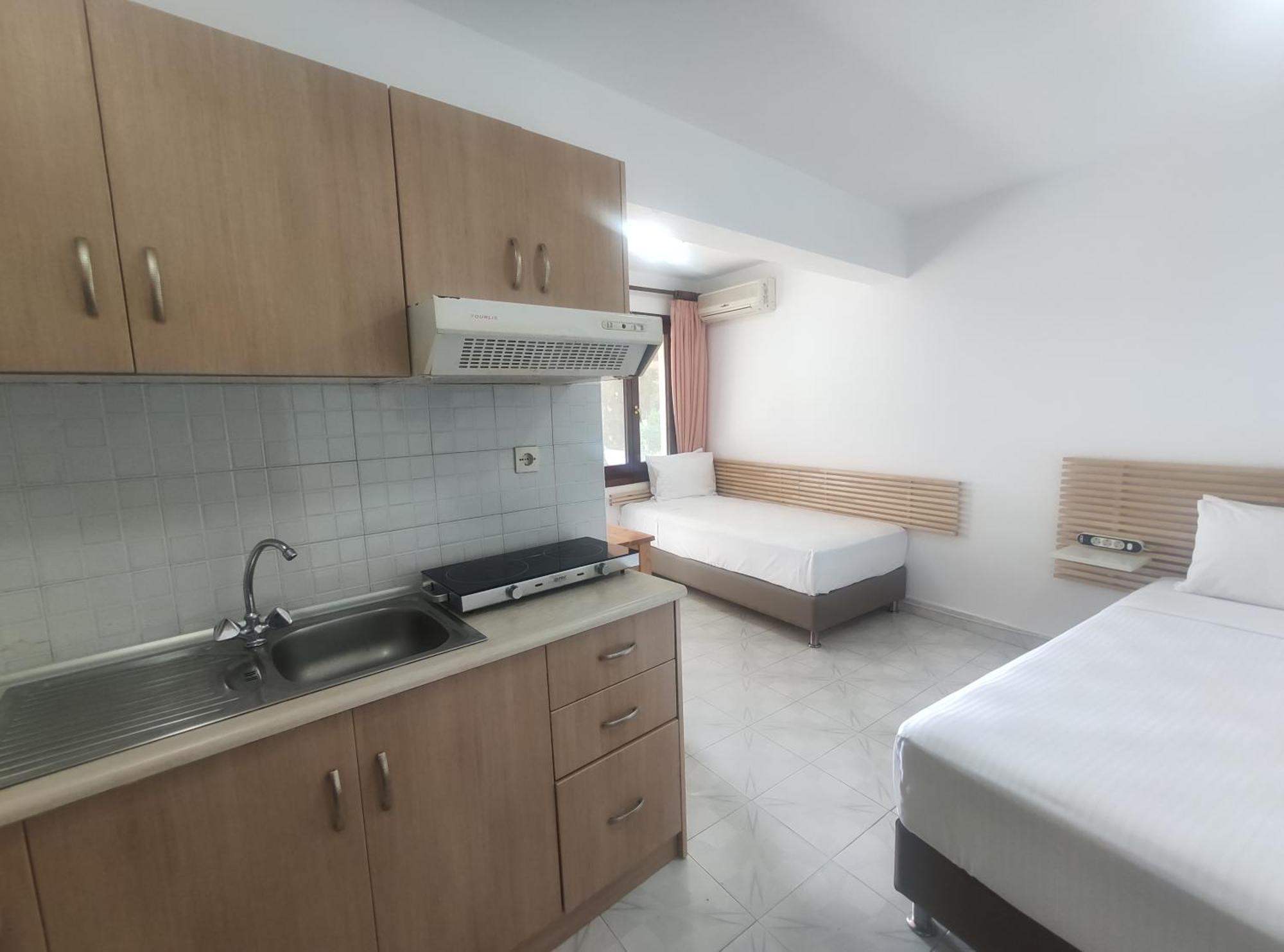 Para Thin Alos Inn Neos Marmaras Luaran gambar